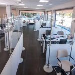 lichtdurchlässige Großraumbüro Stellwände, Büro Trennwände Sichtschutz Raumteiler, Schreibtisch Acrylglas