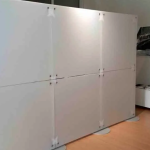 Mobile Büro Trennwand, Sichtschutz Raumteiler, Acrylglaswand freistehend